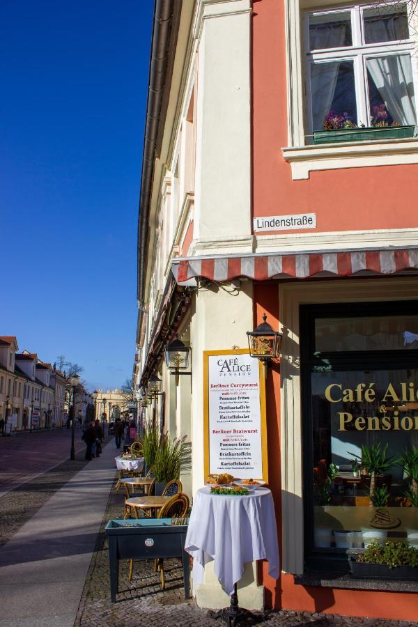פוטסדאם Cafe Alice & Pension Gmbh מראה חיצוני תמונה